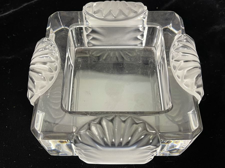 Lalique Corfou 4' Square Ashtray [Photo 5]