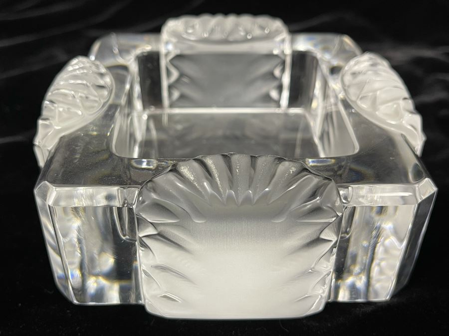 Lalique Corfou 4' Square Ashtray [Photo 6]