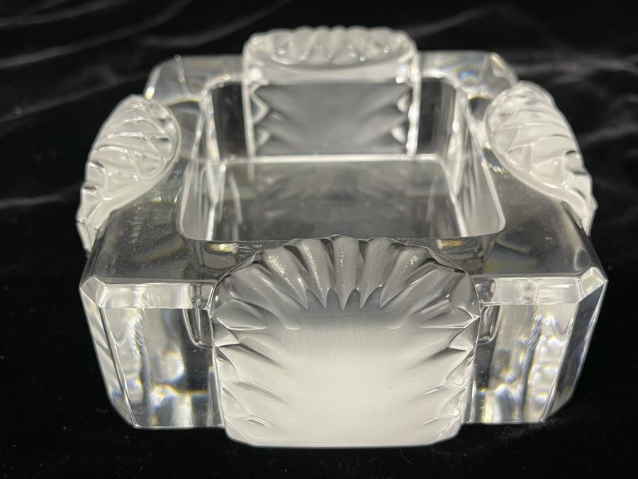 Lalique Corfou 4' Square Ashtray [Photo 2]