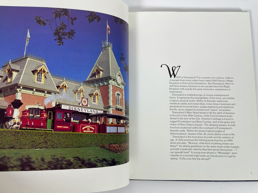1979 Disneyland The First Quarter Century Hardcover Book [Photo 5]