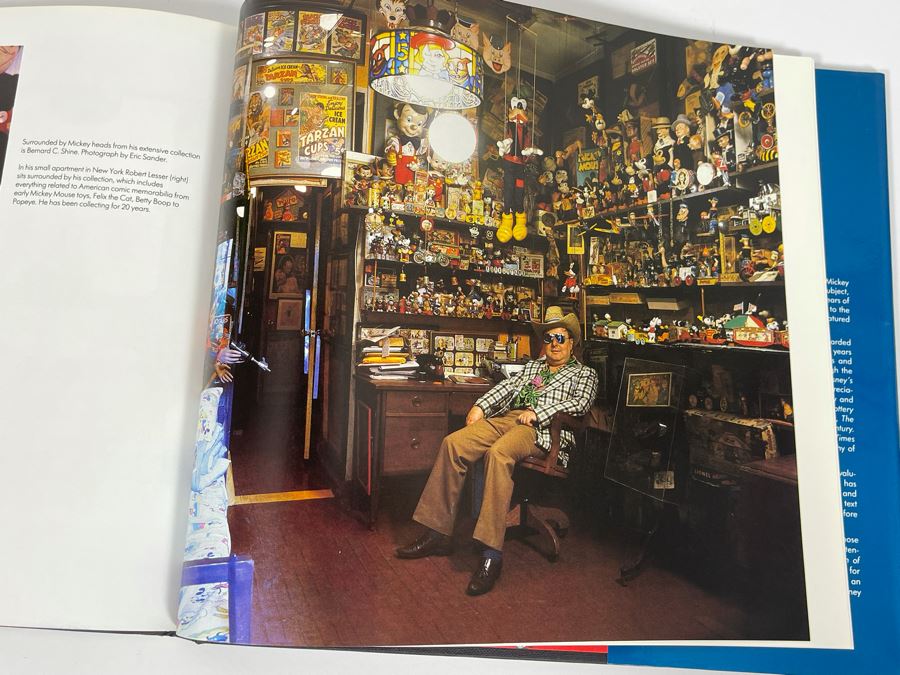 1986 Hardcover Book Walt Disney’s Mickey Mouse Memorabilia [Photo 16]