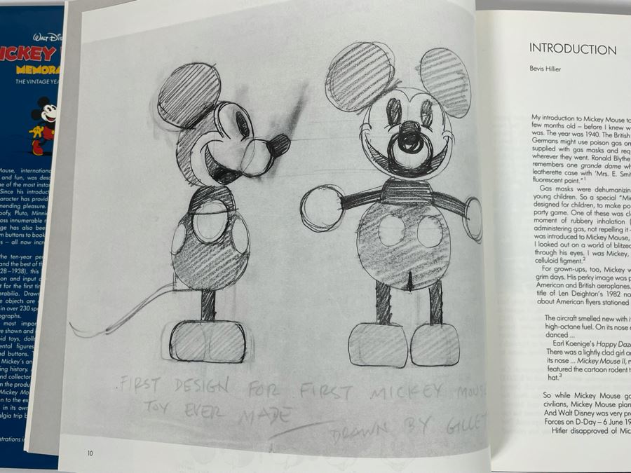 1986 Hardcover Book Walt Disney’s Mickey Mouse Memorabilia [Photo 6]