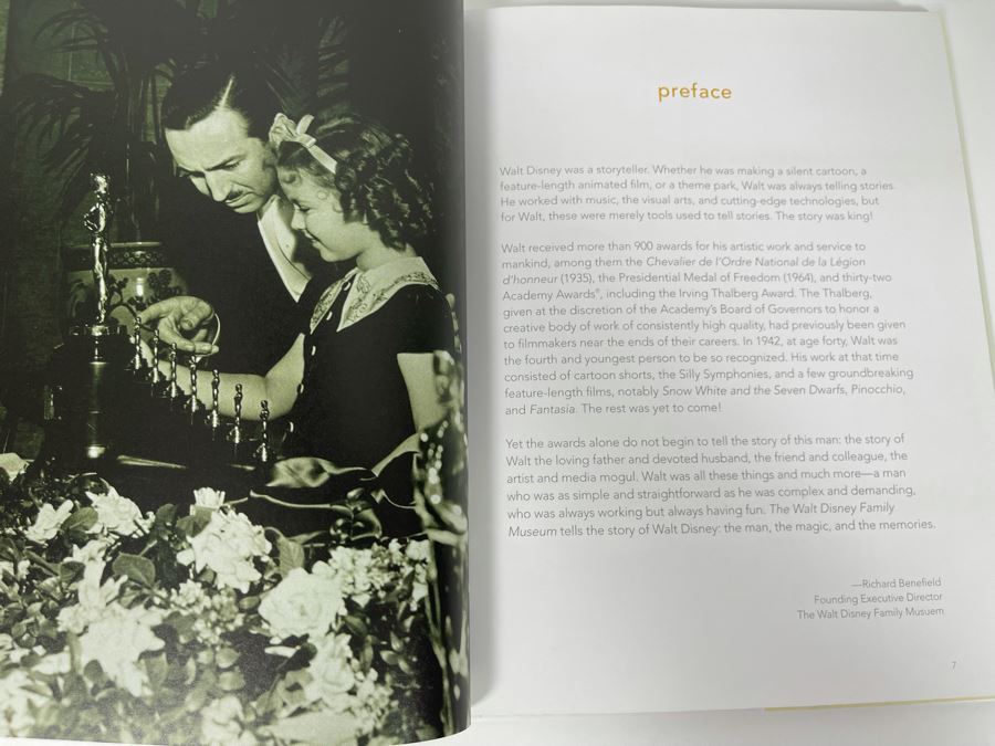 First Edition Hardcover Book The Walt Disney Family Museum 2009 [Photo 6]