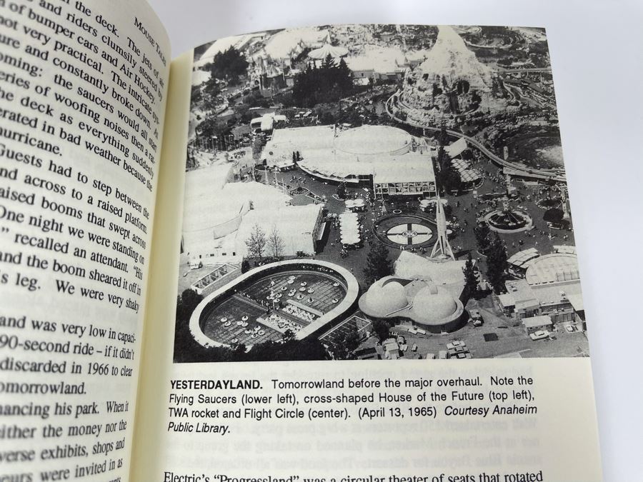 Hardcover Book Mouse Tales: A Behind-The-Ears Look At Disneyland 1994 [Photo 4]