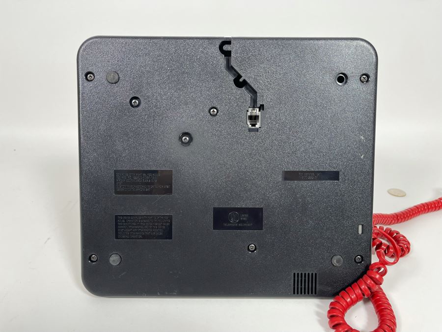 Vintage AT&T Mickey Mouse Phone 10W X 9D X 14H [Photo 10]