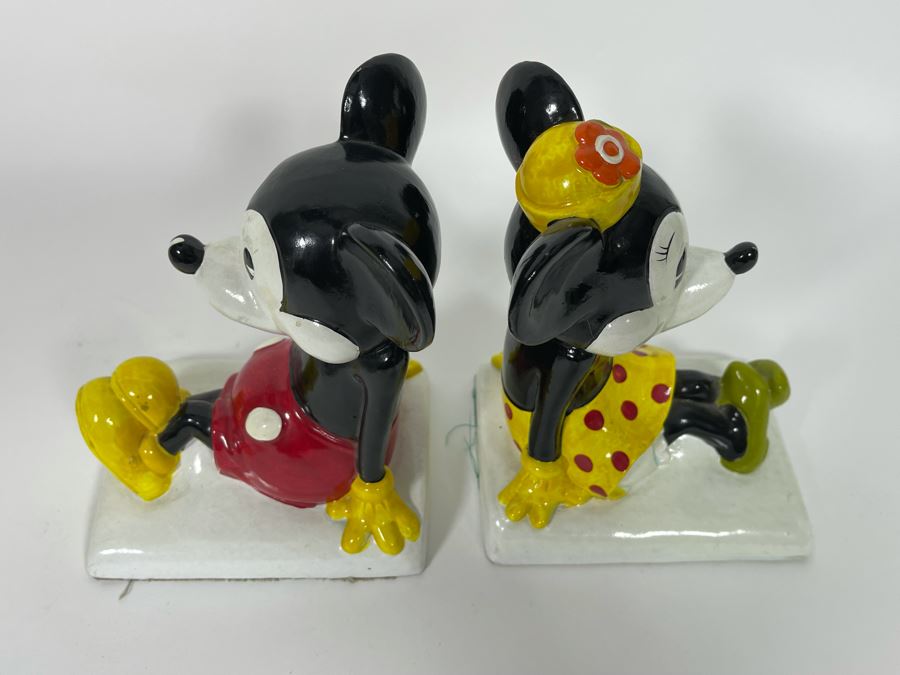 Pair Of Vintage Mickey Mouse And Minnie Mouse Bookends By Determined Productions Plus Three Signed Paperback Disney Hidden Mickey Books [Photo 9]