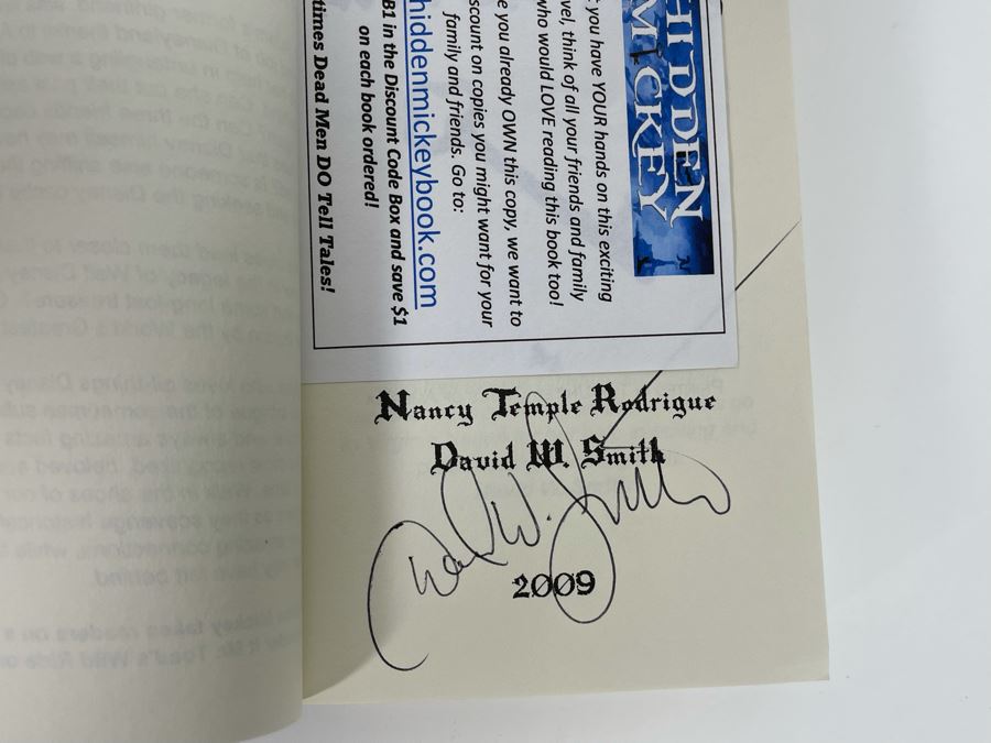 Pair Of Vintage Mickey Mouse And Minnie Mouse Bookends By Determined Productions Plus Three Signed Paperback Disney Hidden Mickey Books [Photo 2]