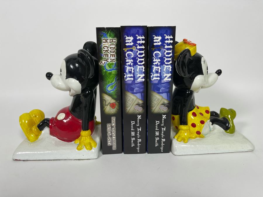 Pair Of Vintage Mickey Mouse And Minnie Mouse Bookends By Determined Productions Plus Three Signed Paperback Disney Hidden Mickey Books [Photo 4]