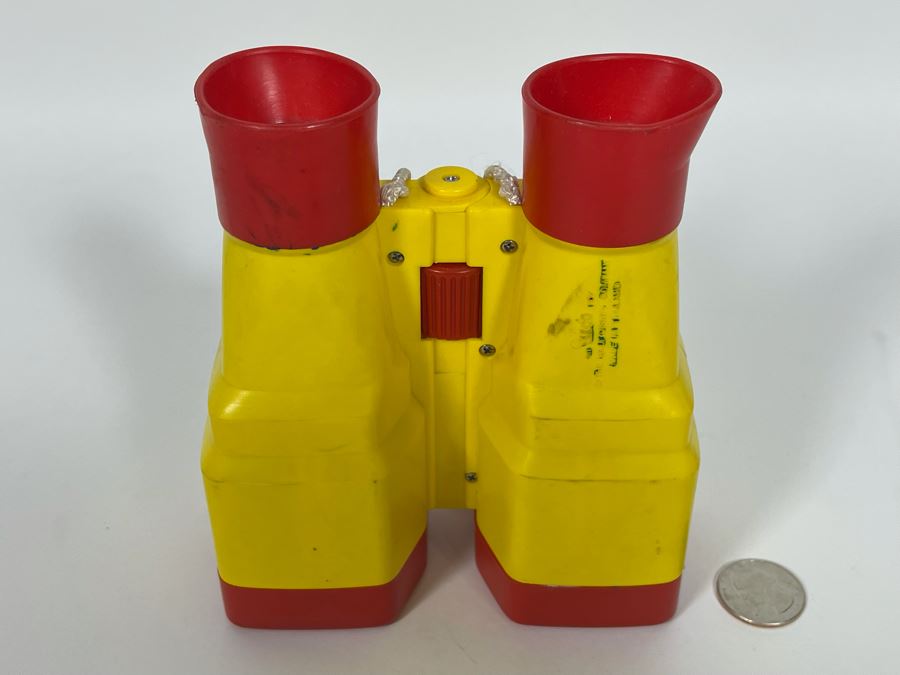 Vintage Walt Disney Company Illco Toy Binoculars [Photo 8]