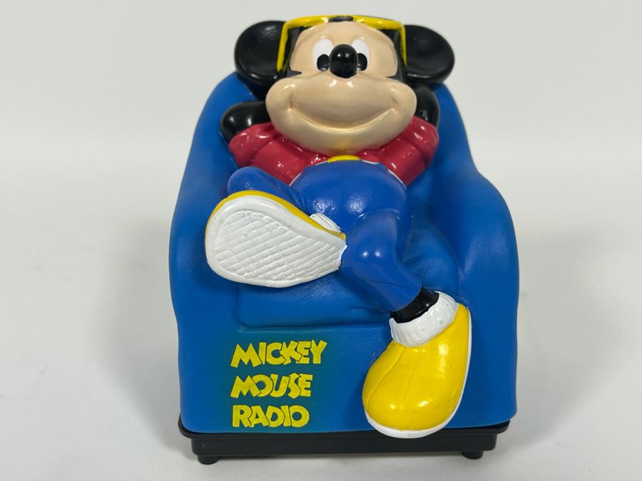 Vintage Mickey Mouse Radio Shack Radio Model 12-910 [Photo 3]