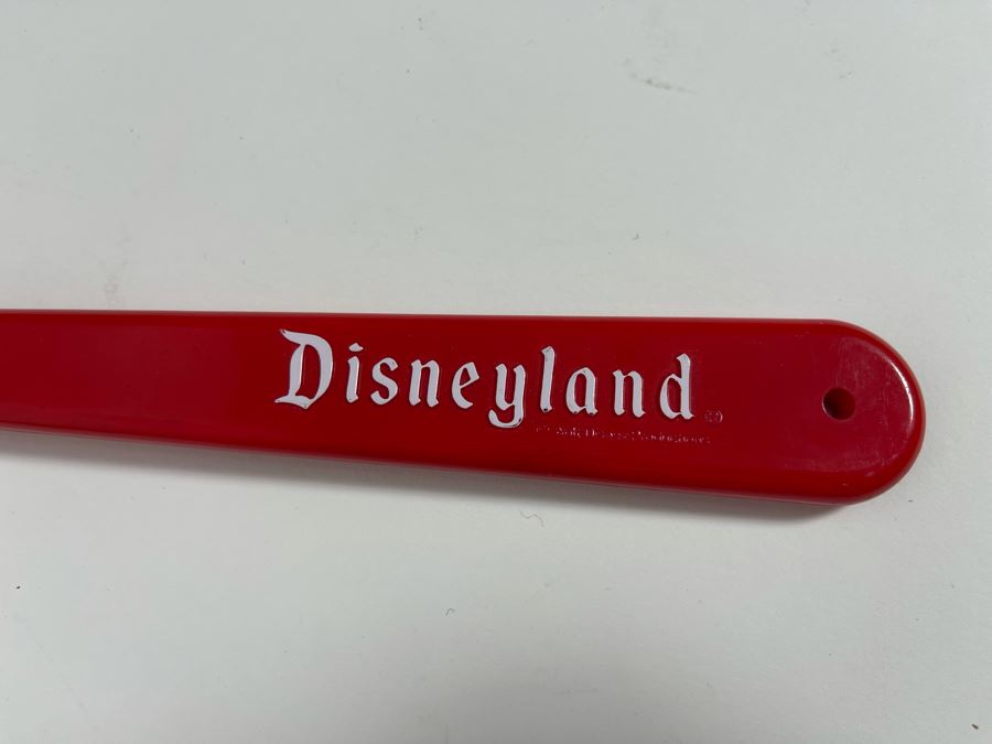 Pair Of Disneyland Mickey And Minnie Mouse Back Scratchers [Photo 4]