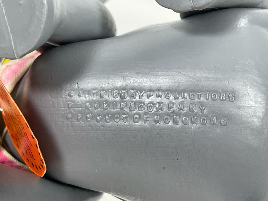 Vintage R. Dakin Disney Dumbo Plastic Figurine With Original Tag No 3528 [Photo 11]