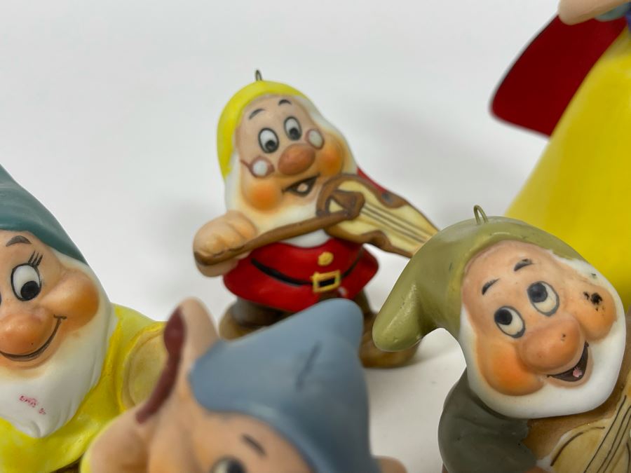 The Walt Disney Of Snow White And The Seven Dwarfs Figurines By Schmid [Photo 7]