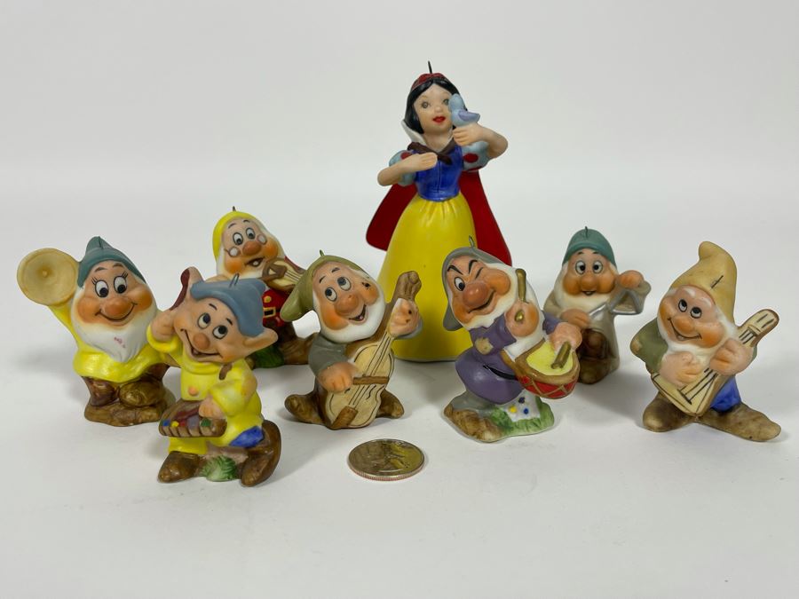 The Walt Disney Of Snow White And The Seven Dwarfs Figurines By Schmid [Photo 1]