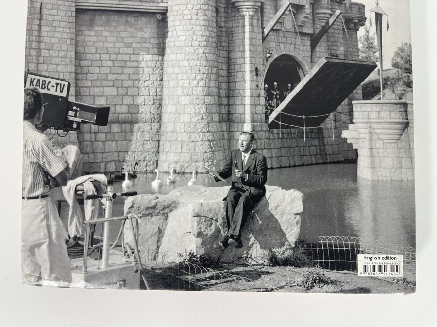 Signed Hardcover Book Walt Disney’s Disneyland Book Signed By Chris Nichols [Photo 13]