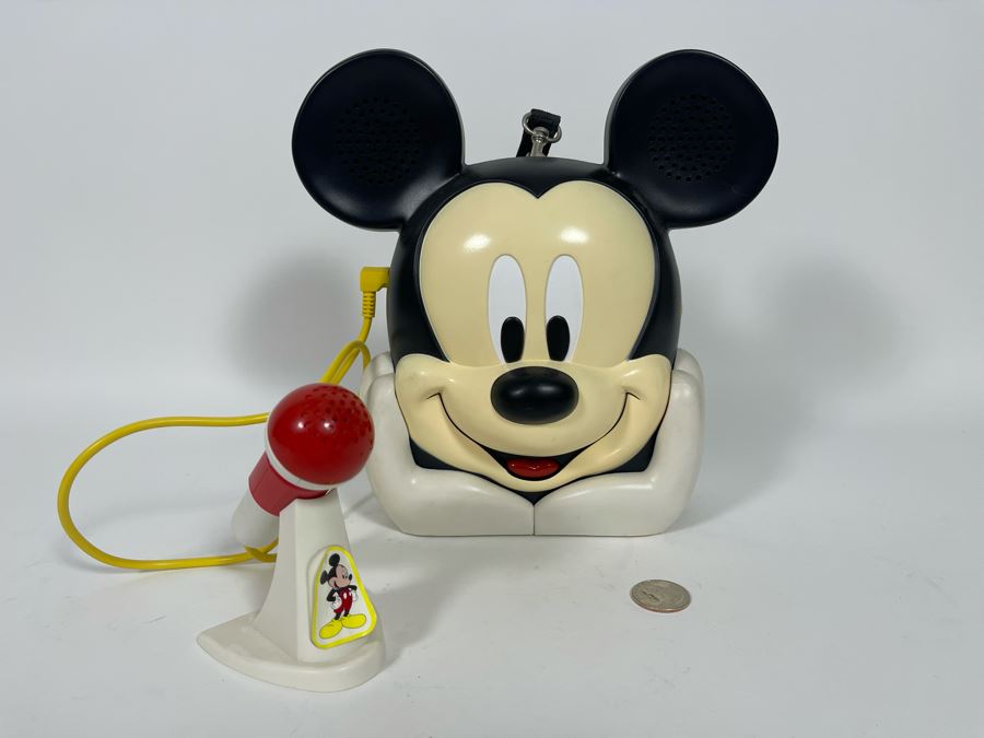 Mickey Mouse Cassette Player [Photo 1]