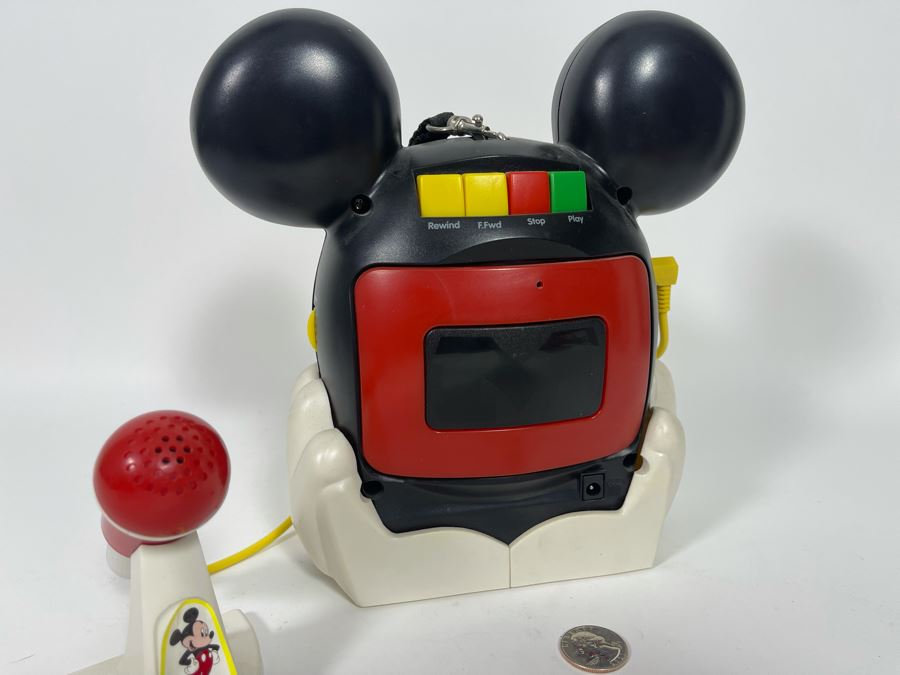 Mickey Mouse Cassette Player [Photo 2]