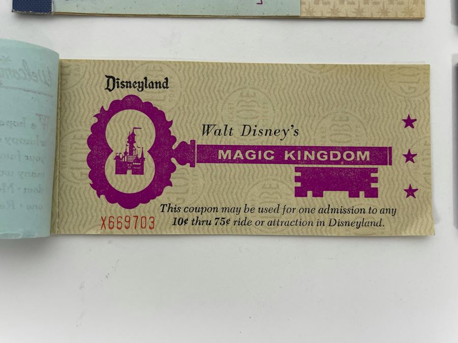 Set Of Four Unused Vintage 1970 Disneyland Magic Kingdom Key Ticket Books [Photo 6]