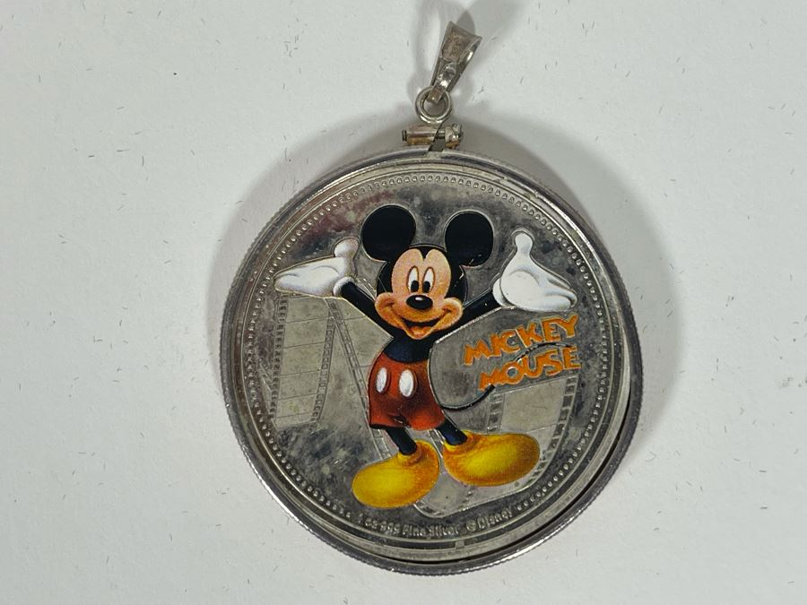 Disney Mickey Mouse 1oz .999 Fine Silver Coin With Sterling Bezel Pendant 2015 New Zealand Elizabeth II [Photo 3]