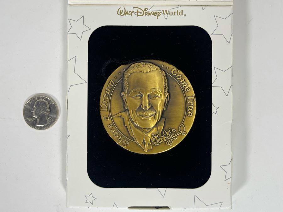 Walt Disney World 100 Years Of Magic Walt Disney Medallion [Photo 1]
