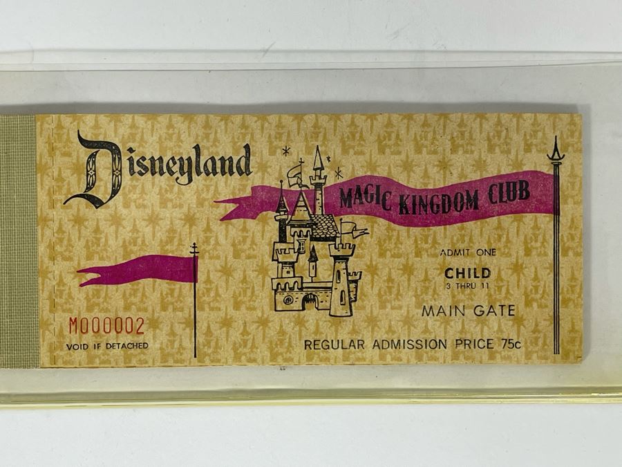 Vintage 1967 Disneyland Child Main Gate Ticket Book For Admission & Rides Unused In Sleeve Low Serial Number M000002