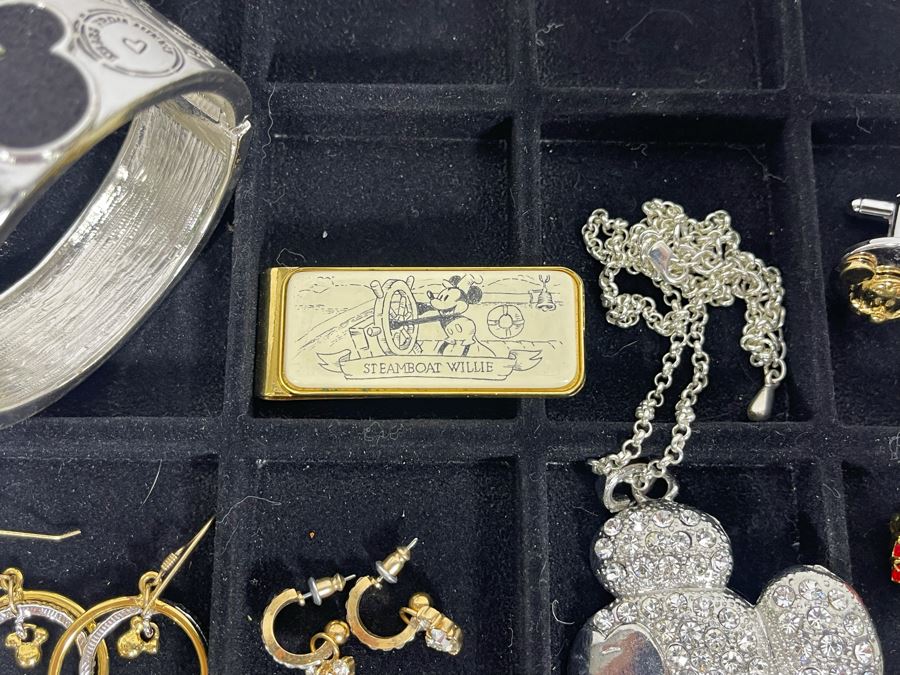 Collection Of Disney Jewelry [Photo 9]