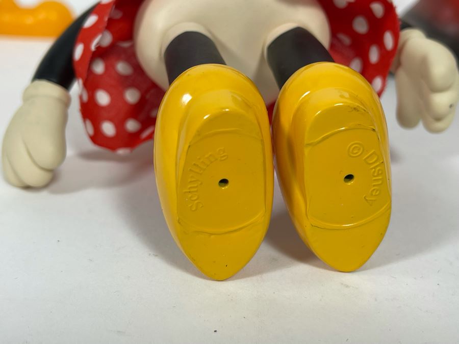 (1) Ceramic Mickey Mouse, (4) Mickey Mouse And Minnie Mouse Figurines [Photo 10]