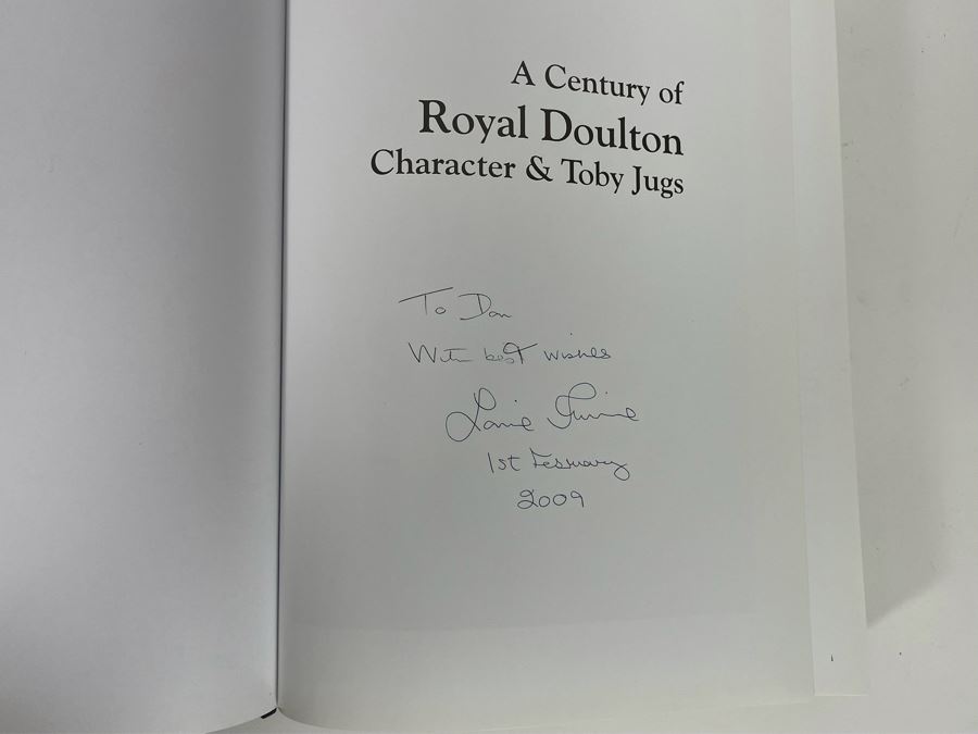 Signed Hardcover Book A Century Of Royal Doulton  Character & Toby Jugs Signed By Louise Irvine [Photo 5]