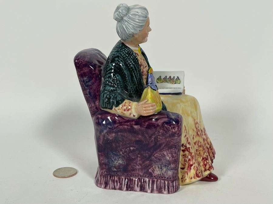 Royal Doulton International Collectors Club Exclusive Prized