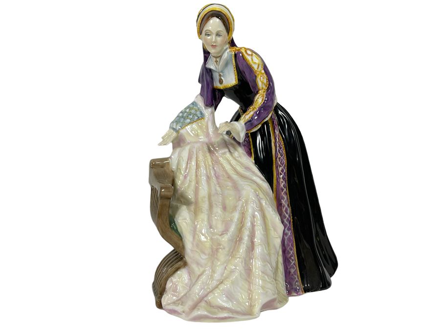 Royal Doulton Catherine Howard Limited Edition Figurine 9H HN3449 [Photo 1]
