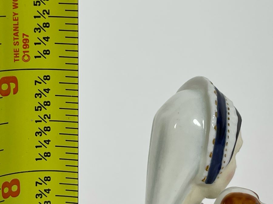 Royal Doulton Anne Boleyn Limited Edition Figurine 9H HN3232 [Photo 12]