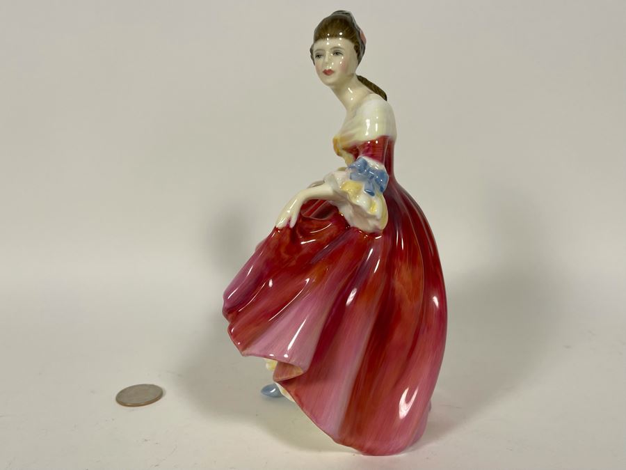 Royal Doulton Southern Belle Figurine 8H HN2229 [Photo 7]