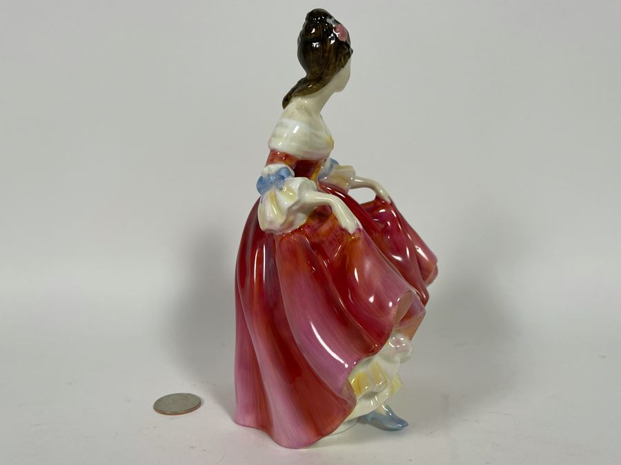 Royal Doulton Southern Belle Figurine 8H HN2229 [Photo 5]