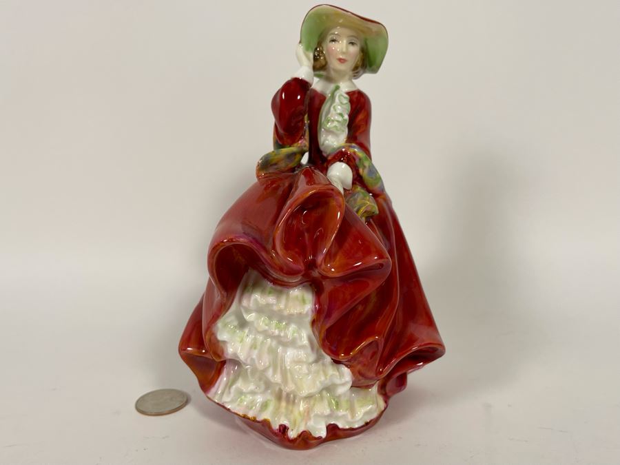 Royal Doulton Top O’ The Hill Figurine 7H HN1834 [Photo 3]