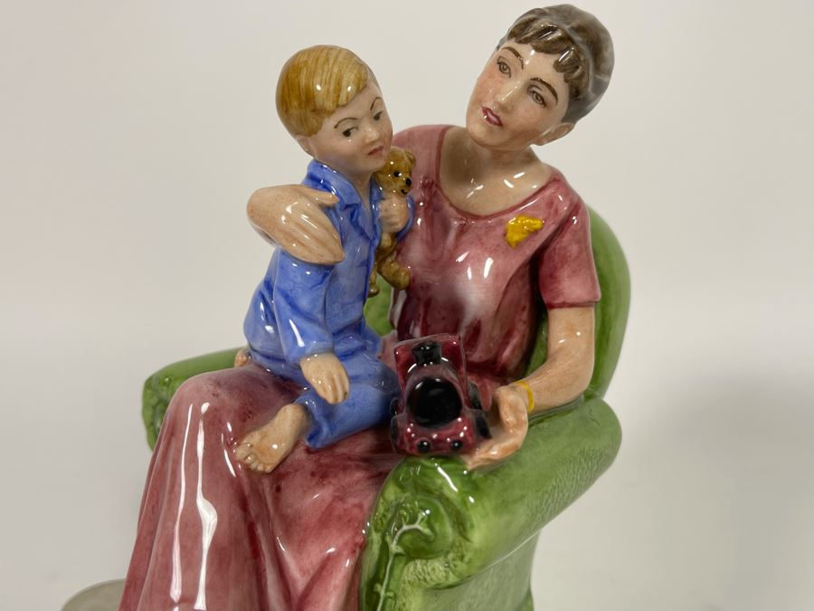 Royal Doulton When I Was Young Figurine 5.5H HN3457 [Photo 5]