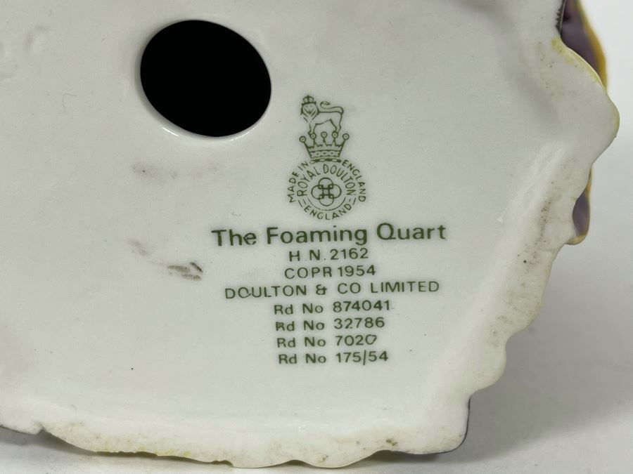 Royal Doulton The Foaming Quart Figurine 5.5H HN2162 [Photo 14]