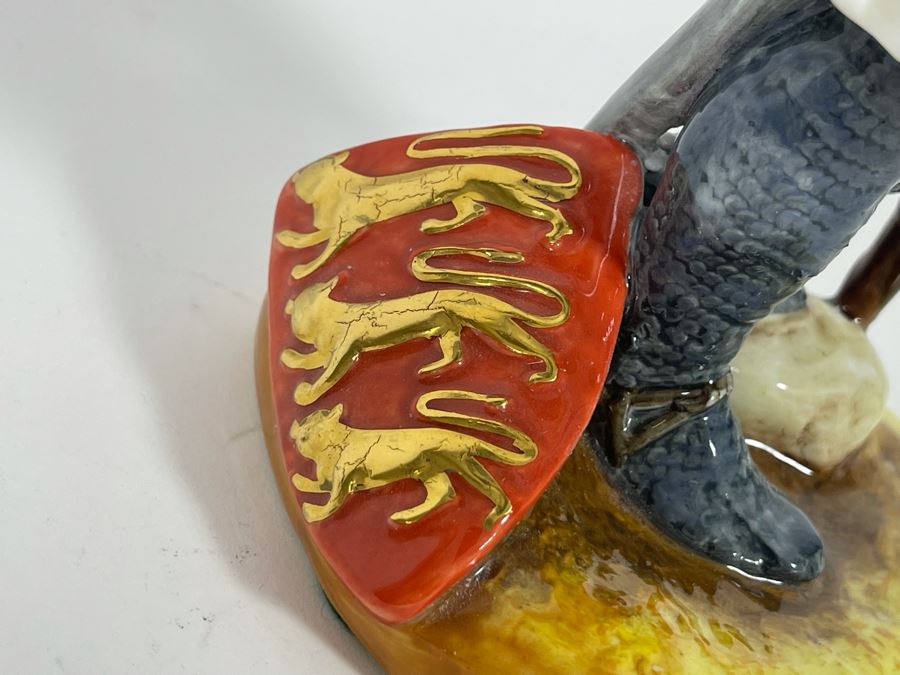 Royal Doulton Richard The Lionheart Figurine 10H HN3675 [Photo 14]