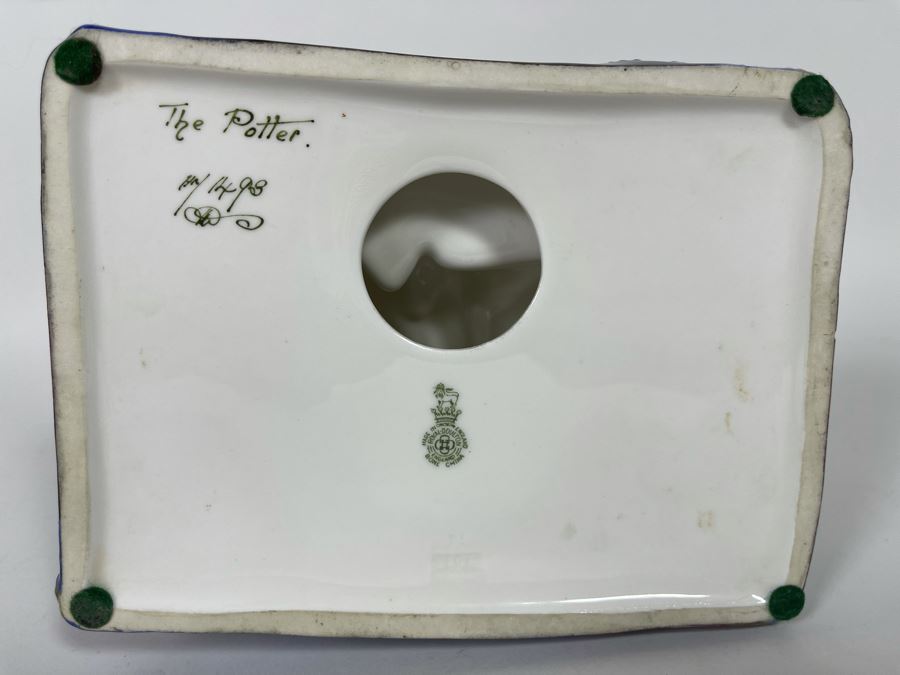 Old Royal Doulton The Potter Figurine 10H HN1493 Very Slight Clip On Side (See Photos) 7W X 5.5D X 7H [Photo 25]