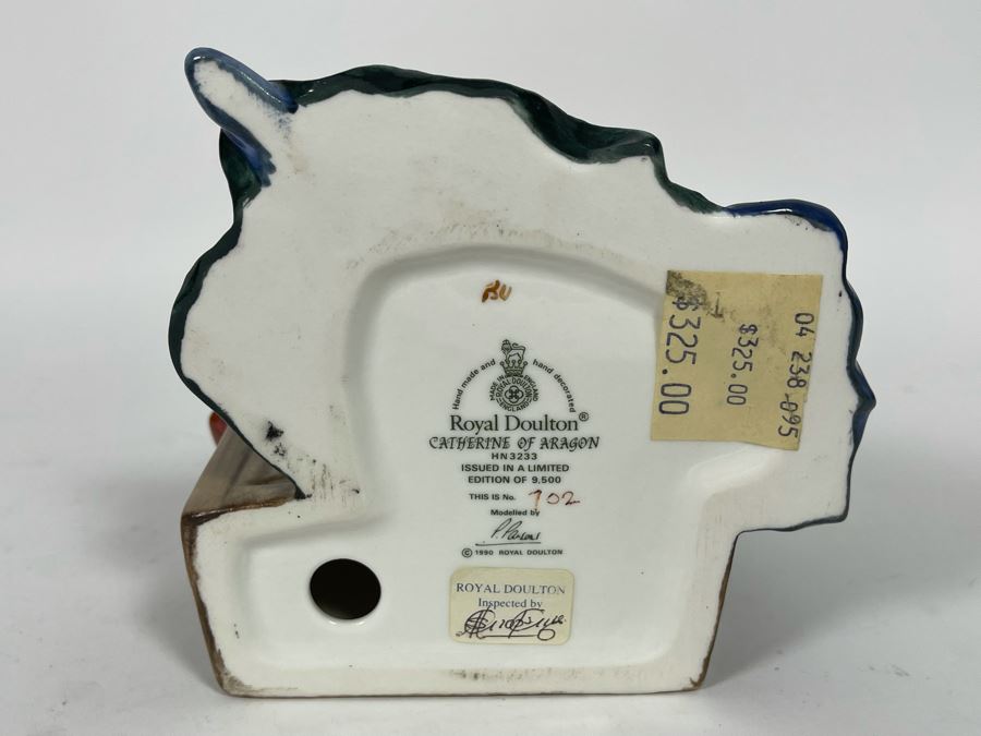 Royal Doulton Catherine Of Aragon Limited Edition Figurine 7H HN3233 [Photo 12]