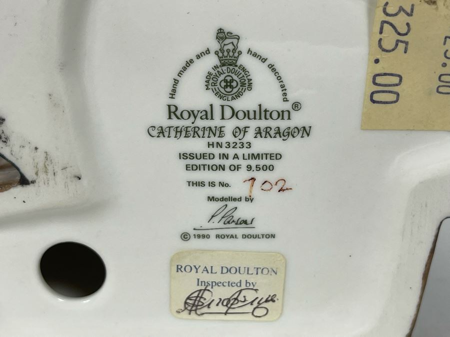 Royal Doulton Catherine Of Aragon Limited Edition Figurine 7H HN3233 [Photo 15]