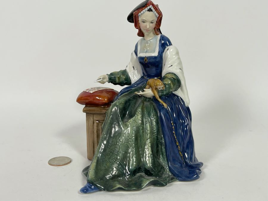Royal Doulton Catherine Of Aragon Limited Edition Figurine 7H HN3233 [Photo 3]