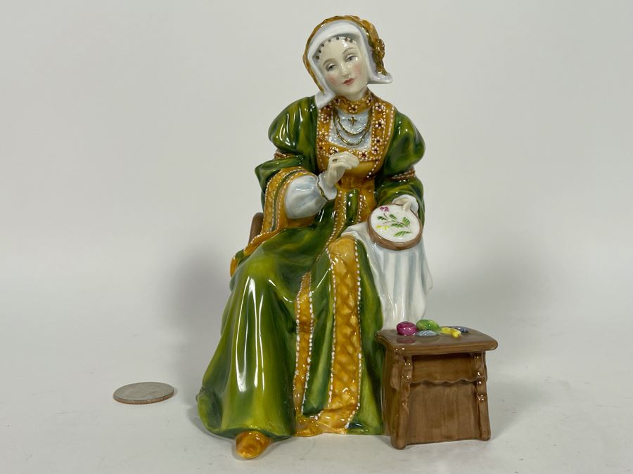 Royal Doulton Anne Of Cleves Limited Edition Figurine 6.5H HN3356 [Photo 3]