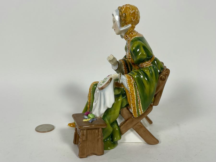 Royal Doulton Anne Of Cleves Limited Edition Figurine 6.5H HN3356 [Photo 7]