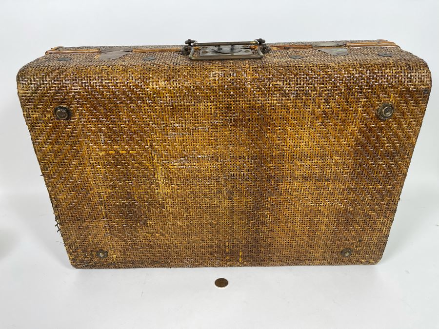 Vintage Chinese Woven Rattan Suitcase 22W X 16D X 8H [Photo 9]