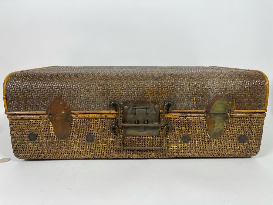 Vintage Chinese Woven Rattan Suitcase 22W X 16D X 8H [Photo 4]