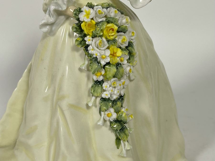 Royal Doulton H.R.H. The Princess Of Wales Princess Diana Limited Edition Figurine 8H HN2887 [Photo 7]