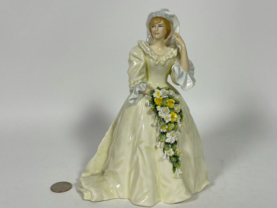 Royal Doulton H.R.H. The Princess Of Wales Princess Diana Limited Edition Figurine 8H HN2887 [Photo 3]