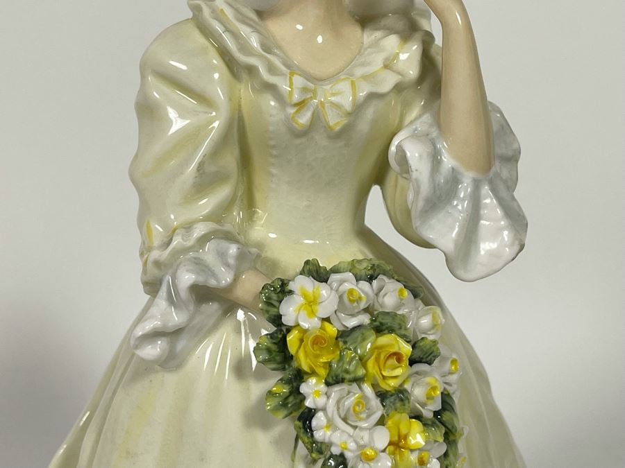 Royal Doulton H.R.H. The Princess Of Wales Princess Diana Limited Edition Figurine 8H HN2887 [Photo 6]
