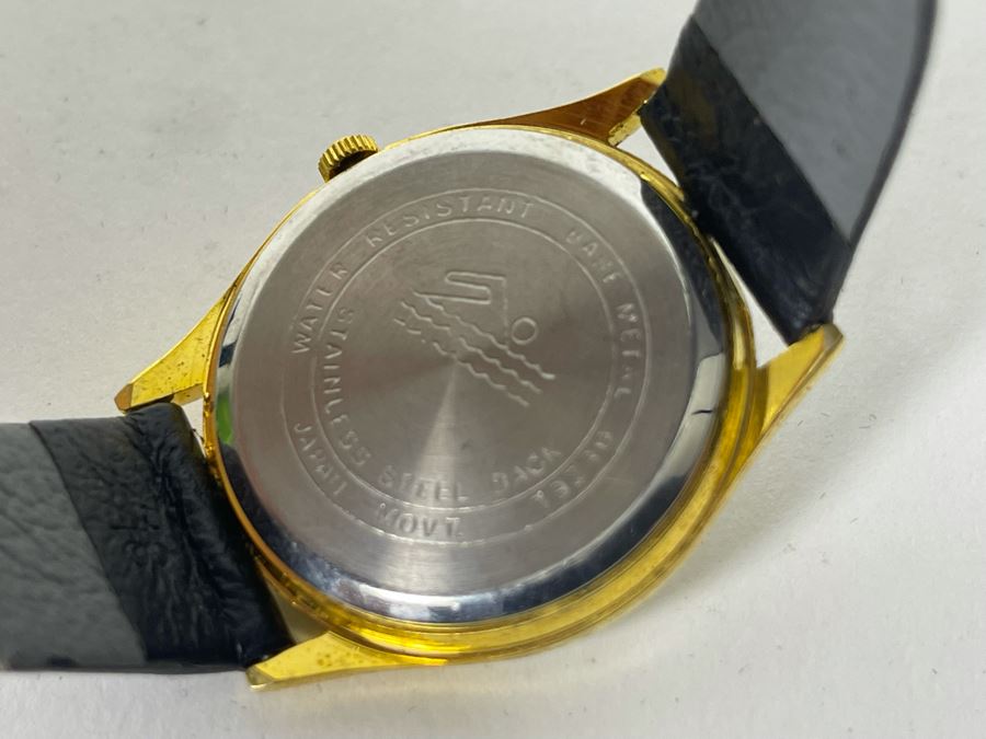 Pair Of Vintage Mickey Mouse Watches [Photo 7]