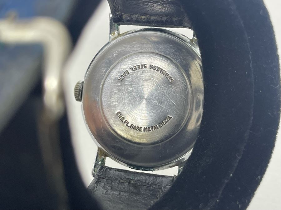 Pair Of Vintage Disney Mickey Mouse Watches [Photo 7]